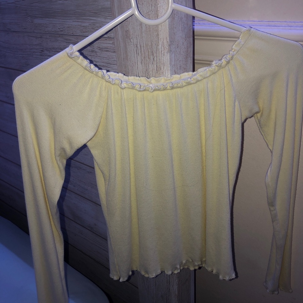 Baby yellow long sleeve off the shoulder top